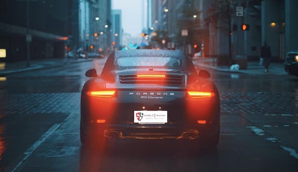 Tax-Free Luxury Cars in Abu Dhabi